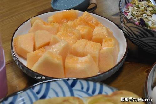 早餐吃哈密瓜,清新一夏，健康启航