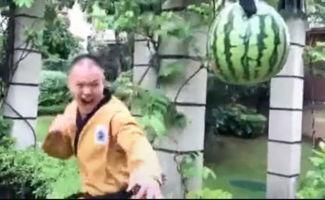 余昌华田野吃瓜,一场别开生面的吃瓜盛宴