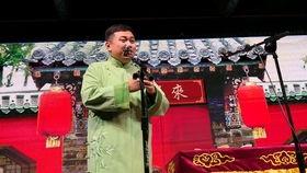 虎子吃瓜快板词,趣味横生的市井百态