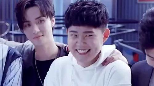 你微笑时很美全队吃瓜,欢乐氛围感染网友