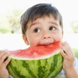 宝宝头像吃瓜,萌态十足，笑翻众人